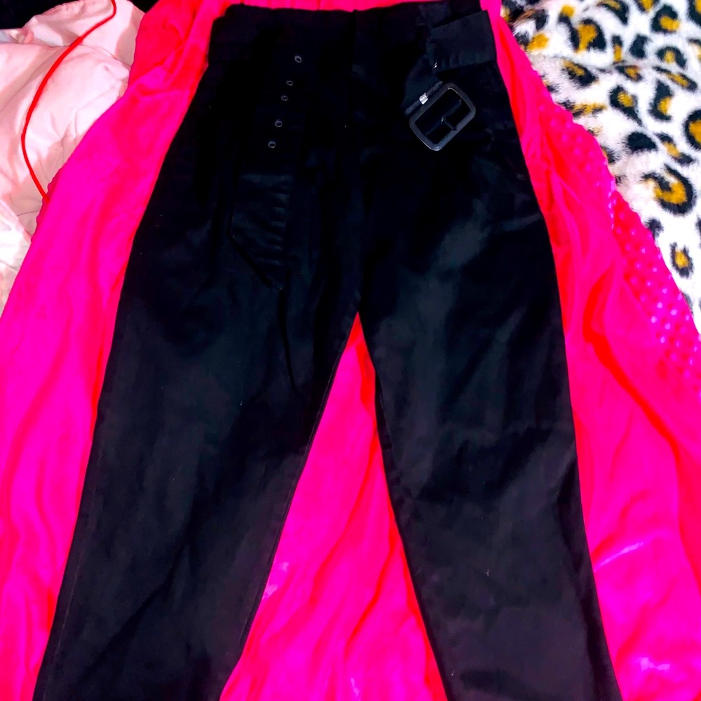 High waisted black pants